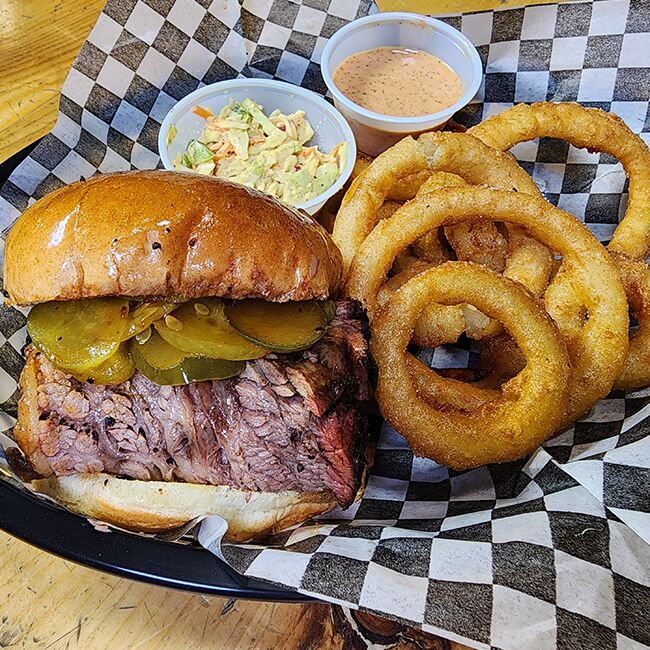 Big T's BBQ & Smokehouse social design 1